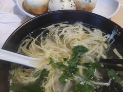 -玖鲜小笼(中山广场店)