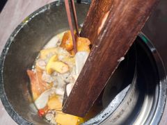 -野·大山里野生菌石锅土鸡(益田假日店)
