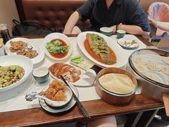 -梅利汴京烤鸭•开封豫菜地标店(东大街店)