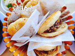-闫家驴肉老店(华电一校店)