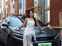 -弘仁宝佳比亚迪4S店(宝山旗舰店)