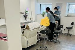 -舒欣头疗·俏丝谧语 白发脱发专业护理 