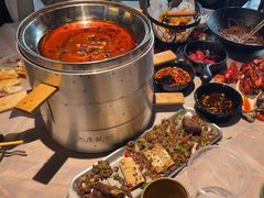 -巴厘龙虾·榜首油焖大虾(音乐学院·沿江酒馆店)