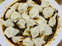 酸汤牛肉水饺-回坊马二饺子馆