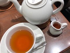 红茶蜂蜜-HARBS(渋谷ヒカリエ シンクス店)