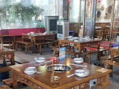 -岳记兴隆·青城腊排铜火锅(融创店)