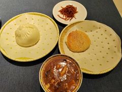 高炉烧饼-金狮麟·新豫菜(金码大厦店)