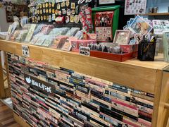 -猫的天空之城概念书店(杭州南宋御街店)