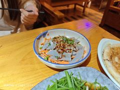 -民食香·腊排骨野生菌美食(木府店)
