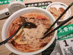 -蒙自源米线大王(东站店)