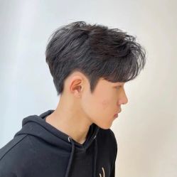 -H·Y HAIR SALON烫发·染发·造型