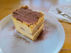 -In Cafe隐食研室