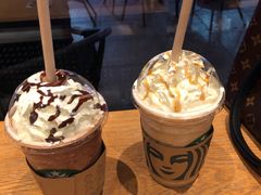 -星巴克(西安曲江银泰店)