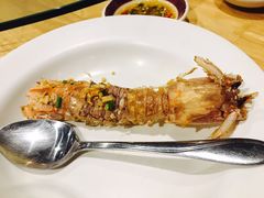 -拉威海鲜市场