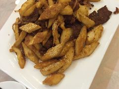 -马尔龙新疆饭店·清真(瑞景店)