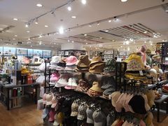 -三福时尚(三峡广场华夏银座店)