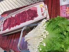 -沙胆彪炭炉牛杂煲(上海日月光广场店)