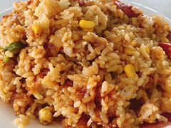 -同济大学本部学苑饮食广场