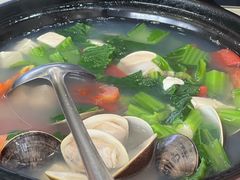 -覃记海鲜美食餐厅