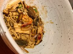 -李犟大爆鳝面·手工蟹黄包(湖滨西湖店)