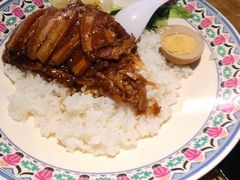 梅菜扣肉饭-鑫花溪牛肉米粉(人民广场店)