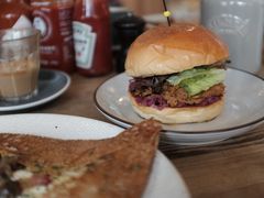 手撕猪肉汉堡-RAC BAR(安福路店)