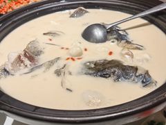 汤大湖鱼头-潇湘码头·鲜湘菜(清河店)