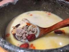 墨脱石锅鸡-敏珠拉姆藏餐·南京厨房(富春江东街店)