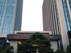 -上海宝华万豪酒店