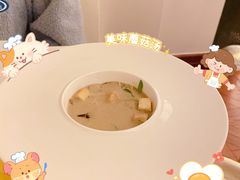 蘑菇汤-上海和平饭店华懋阁 Cathay Room