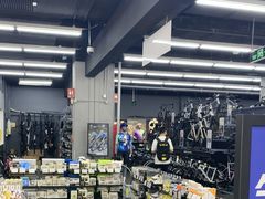 -迪卡侬(越秀公园店)