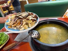 -菌之家·专业纯野生菌火锅·特色炒菌