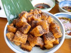 红糖引子粑-包整·丝娃娃(一览甲秀楼风景店)