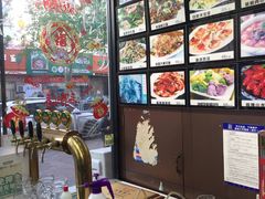 -老东镇啤酒屋海鲜加工·蒸汽海鲜·海鲜烧烤(台东店)