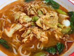 -二钢串叔麻辣烫(华龙大厦店)
