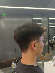 -藤野造型烫发染发