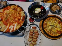 韩式芝士火锅-欧巴来了韩式料理