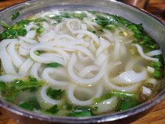 -老味道遵义虾子羊肉粉(兴关路店)
