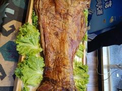 -乌托邦轰趴日租聚会别墅(先生的院子店)