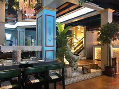 -壹号院音乐餐厅•烤全羊•新疆菜(浐灞店)