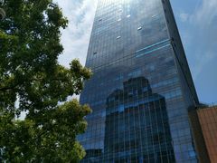 -上海龙之梦万丽酒店