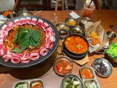 -春熙台韩国料理·章鱼肥牛(西丽店)