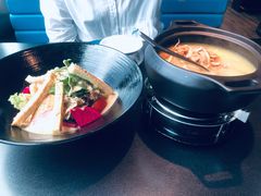 -凤凰湘语·海派湘菜(浦东旗舰店)