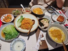 -蟹黄鱼·海派深夜面馆(巨鹿路店)