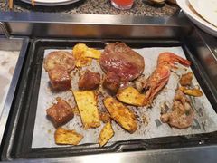 -佰烧海鲜烤肉火锅自助(世茂国际广场店)