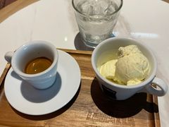 -LAVAZZA拉瓦萨咖啡(中航城君尚购物中心店)