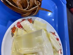 -青年火锅(吾悦广场直营店)