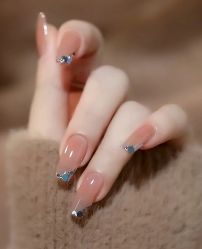 -鑫悦日式美甲美睫