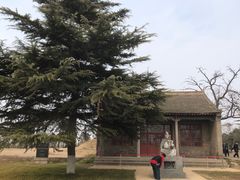 -汉长安城未央宫国家考古遗址公园