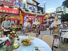 -刘姐啤酒鱼民族演艺餐厅(西街总店)